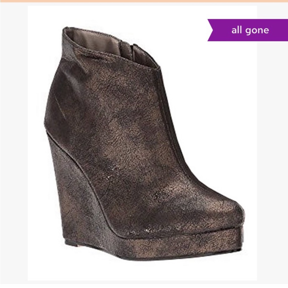 🆕 Michael Antonio Metallic Brown Wedge Booties